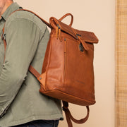 Larsson Full-Grain Leather Laptop Backpack pour Femme – Vue produit alternative 2