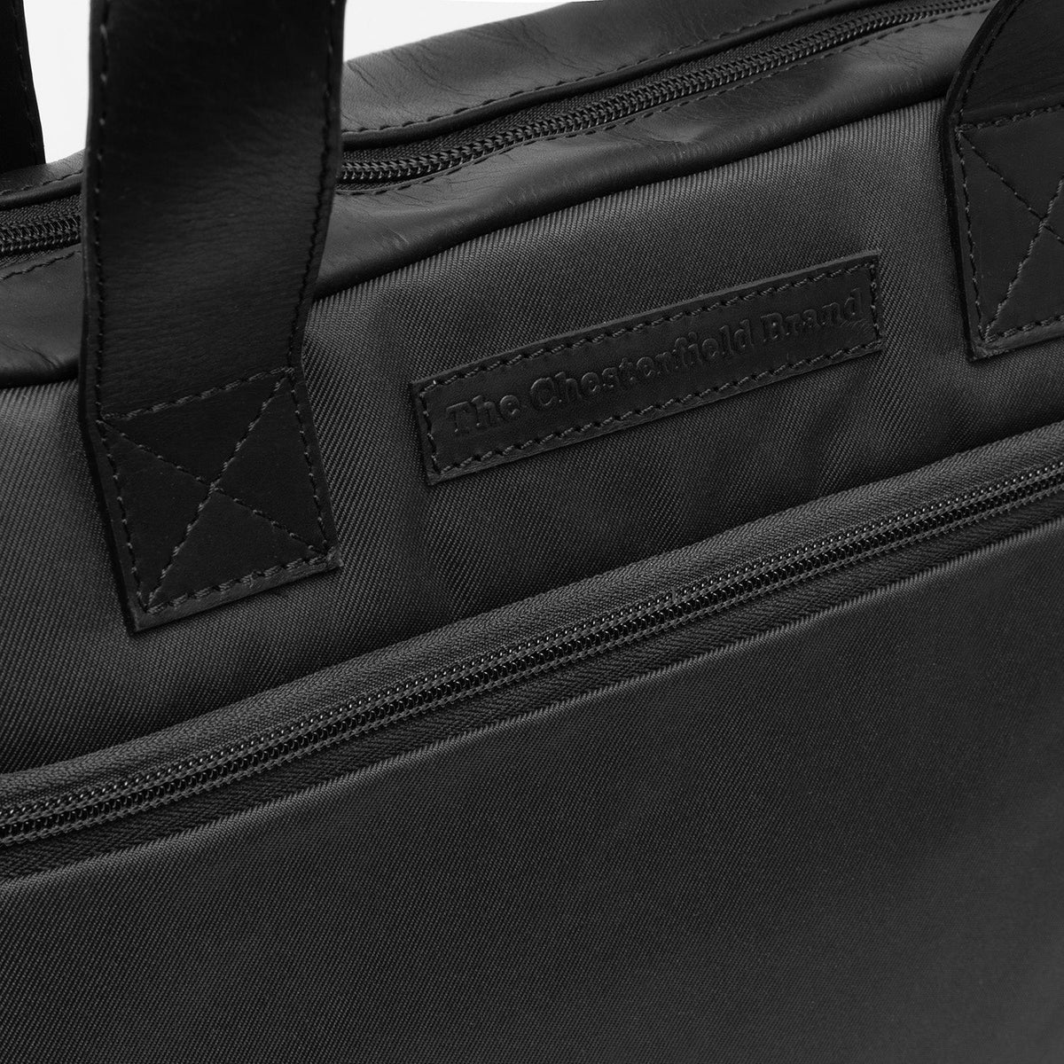 Vue intérieure Showing Dedicated Padded Laptop Sleeve &amp; Multi-Compartment Organization