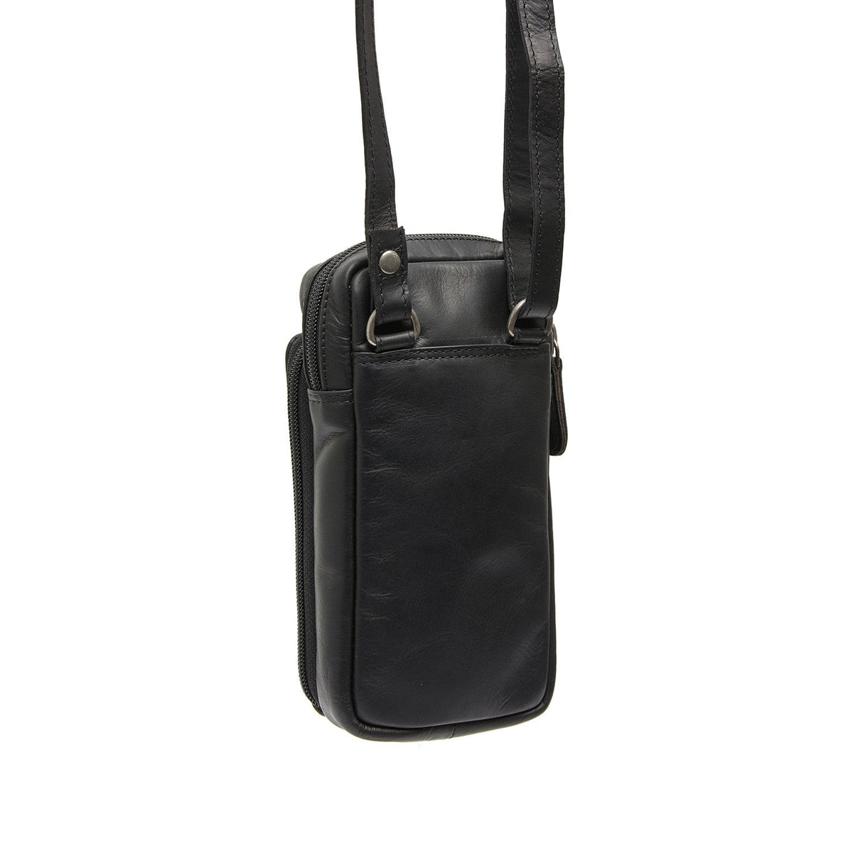 Styled Fit Perspective of Valdes Full-Grain Leather Phone Bag pour Femme on Model - Natural Daylight Drape