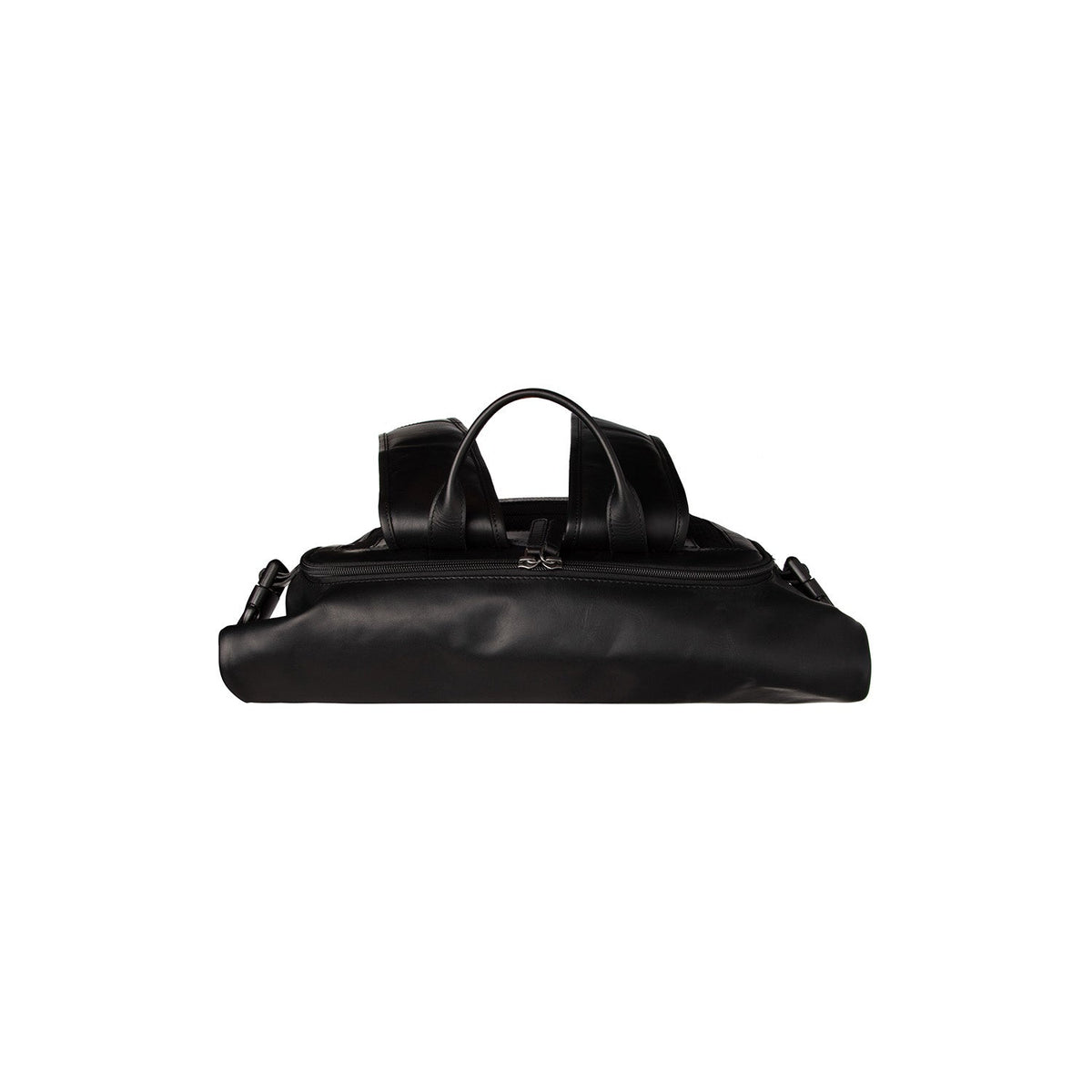 
100% Full-Grain Wax Pull-Up 100% Full-Grain Leather Grain Texture & Handcrafted Patina Detail