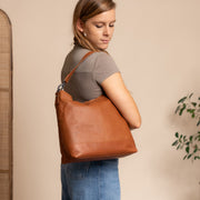 
Amelia Sac bandoulière en cuir pleine fleur – alternate product view 2