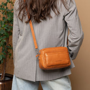 Liora Full-Grain Leather Shoulder Bag pour Femme – Vue produit alternative 2