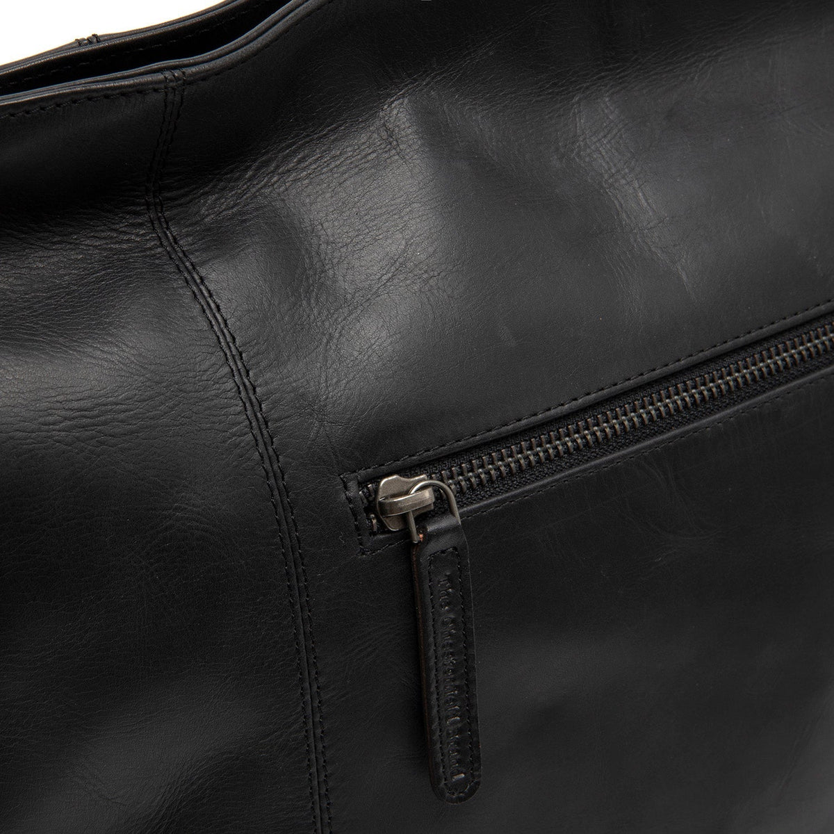Zira Full-Grain Leather Shoulder Bag pour Femme - Structured Side Profile Showing Gusset Depth &amp; Expansion Capacity