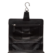 
Vue détaillée of Classic Collar & Heavy-Duty Zipper Hardware on Rosario Trousse de toilette en cuir pleine fleur