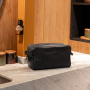 Classic 100% Full-Grain leather Goods - Vue de dos avec coupe ajustée aux épaules &amp; ourlet soigné