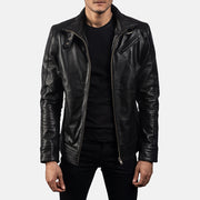 Men's Legacy Noir Veste Motard en Cuir pour Homme in Black Cowhide Leather - Vue de face &amp; silhouette ajustée | Acheter en ligne