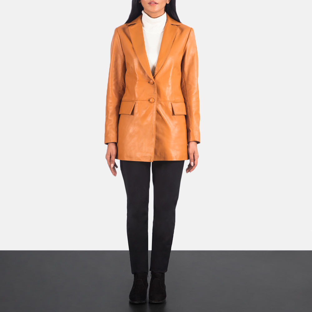 Women's Marilyn Tan Brown Leather Blazer - Vue de profil avec coupe de manche ergonomique