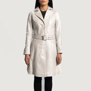 Women's Moonlight Silver Trench-Manteau en Cuir en Cuir pour Femme in Silver Sheepskin Leather - Vue de face &amp; silhouette ajustée | Acheter en ligne