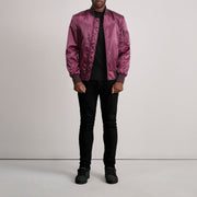 Vue détaillée of Varsity &amp; Zipper Hardware on Quinton MA-1 Bordeaux Blouson Bomber en Cuir pour Homme