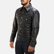 
Ranchson Noir Leather Shirt pour Homme - Vue de profil mettant en valeur la coupe de manche ergonomique