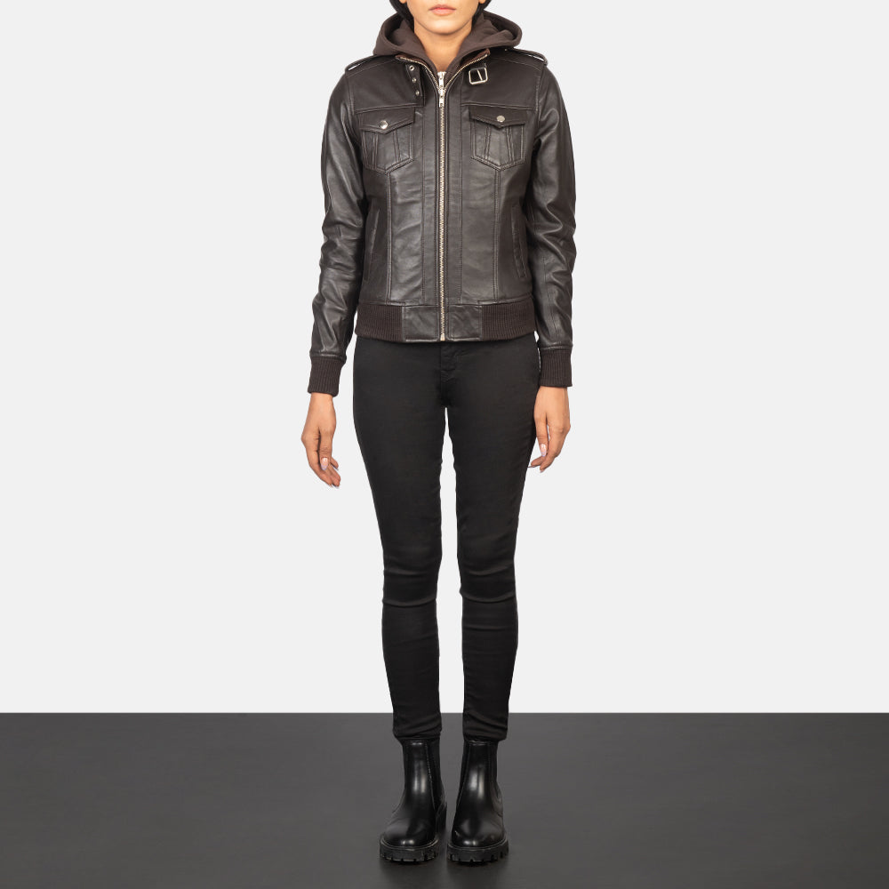 
Roslyn Brown Hooded Leather Bomber Jacket - Vue de profil mettant en valeur la coupe de manche ergonomique