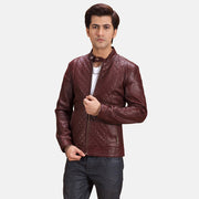 Rumano Jae Bordeaux Veste Motard en Cuir pour Homme in Maroon Sheepskin Leather - Vue de face &amp; silhouette ajustée | Acheter en ligne