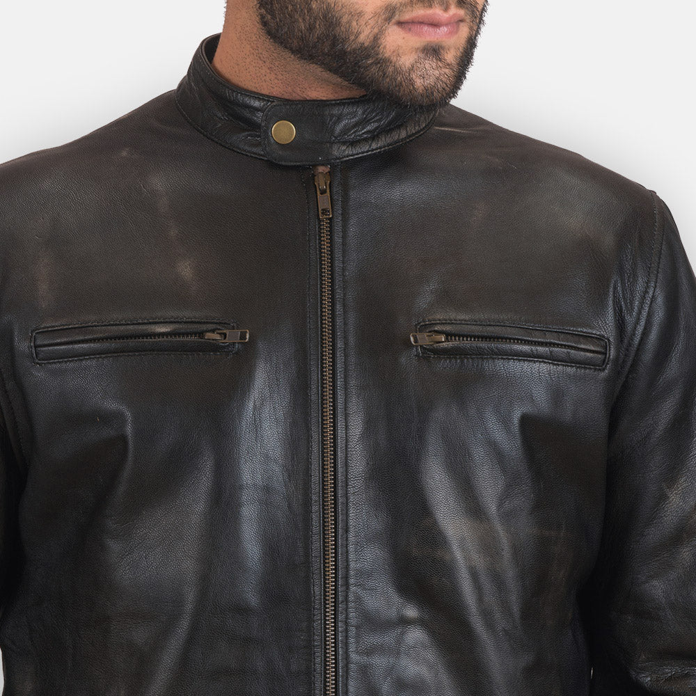 Vue détaillée of Band with snap button &amp; Zipper Hardware on Rustic Black Leather Biker Jacket
