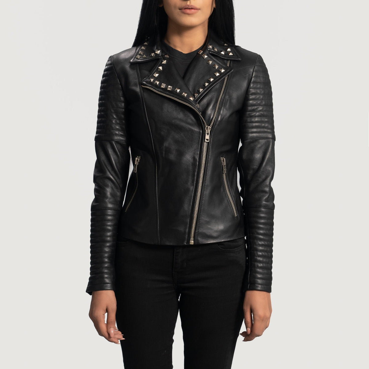 Women's Sally Mae Studded Noir Veste Motard en Cuir pour Femme in Black Sheepskin Leather - Vue de face &amp; silhouette ajustée | Acheter en ligne