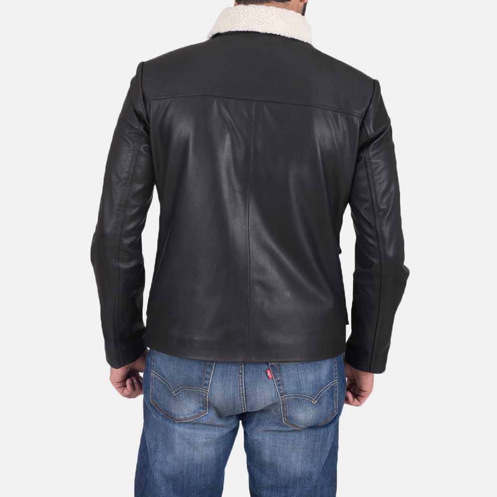 
Snow Cole Noir Veste en Cuir pour Homme - Vue de profil mettant en valeur la coupe de manche ergonomique