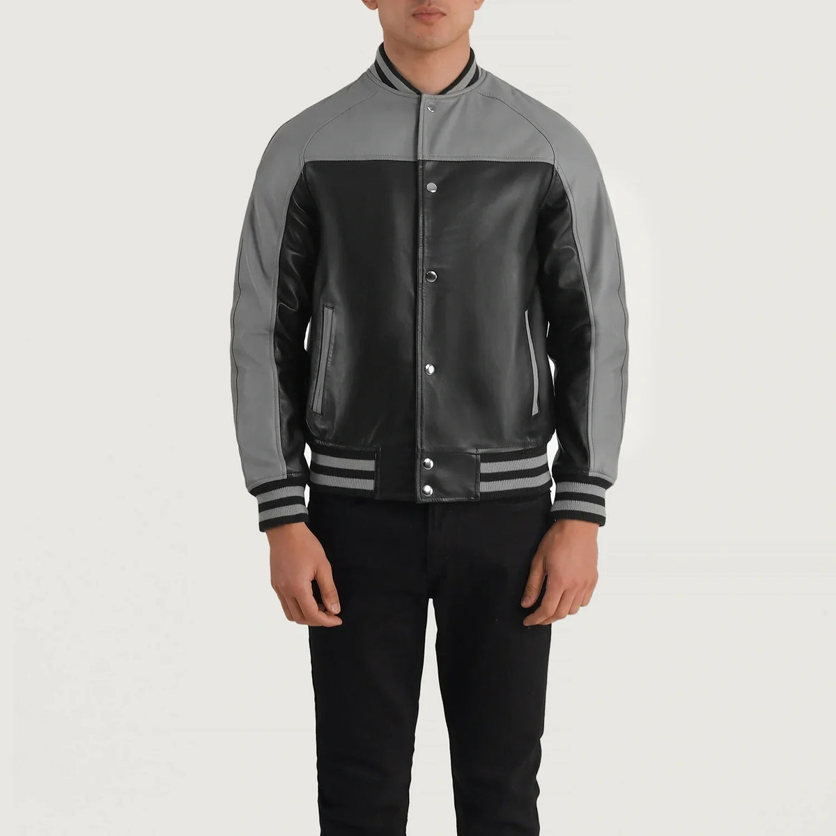 Vue détaillée of Varsity &amp; Snap Buttons Hardware on Terrance Black &amp; Red Leather Varsity Jacket