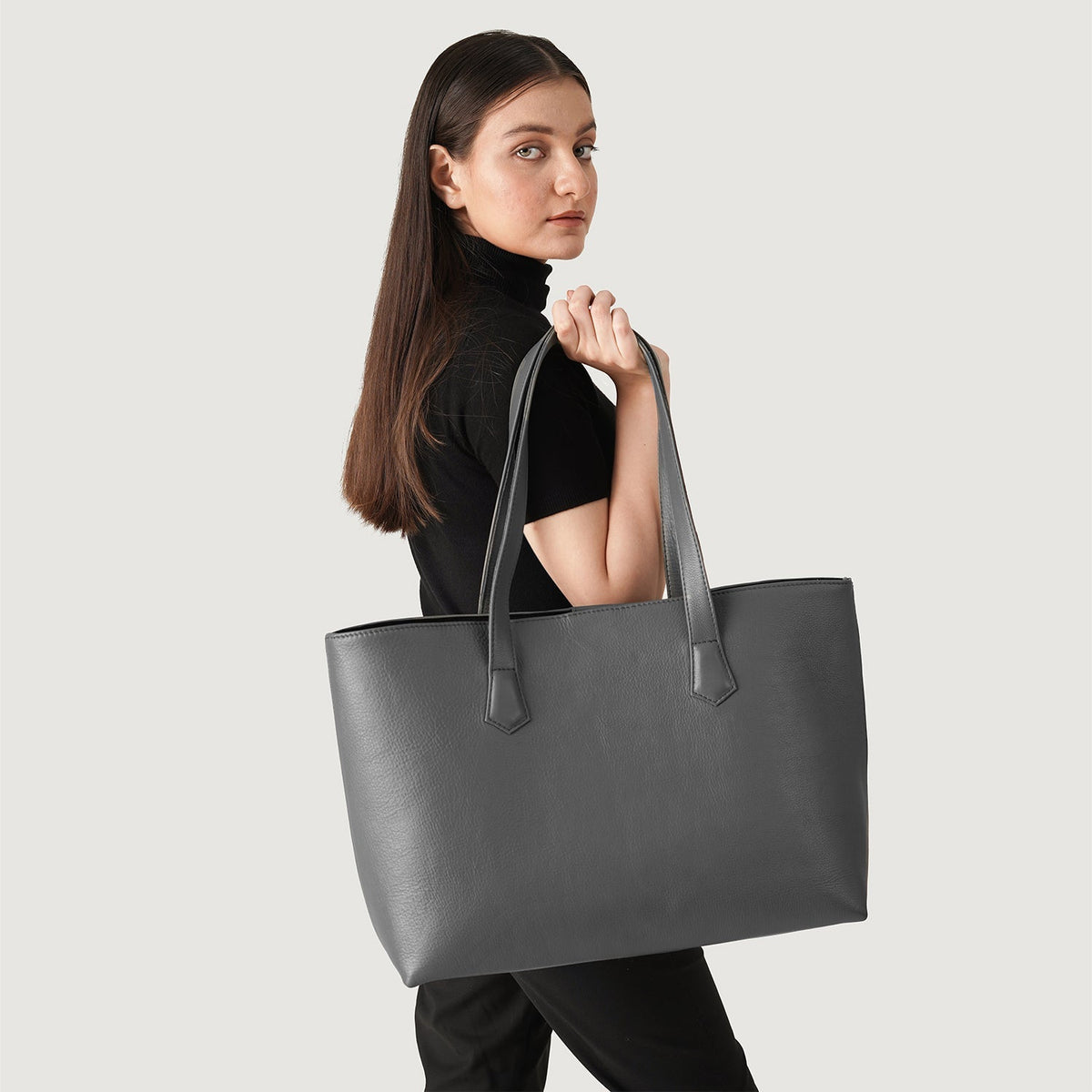 
The Bianca Sac cabas en cuir – alternate product view 2