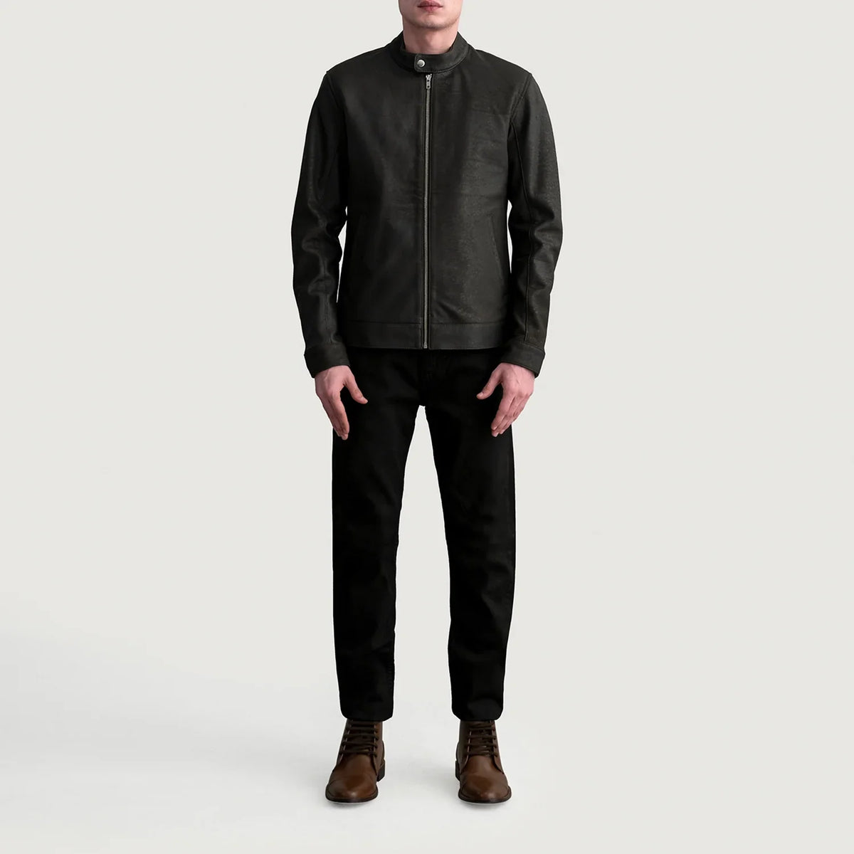 
Vue détaillée of Snap Button & Zipper Hardware on Zen Tumbled Marron Veste Motard en Cuir pour Homme